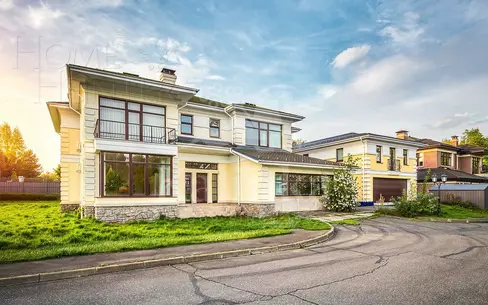 2-этажный коттедж 700 м² без отделки