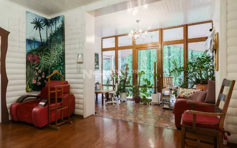 3-этажный коттедж 356.5 м² с отделкой