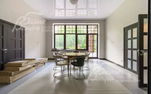 3-этажный коттедж 1 830 м² без отделки