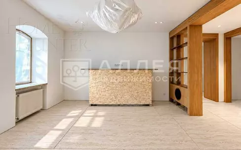 3-этажный коттедж 350 м² с отделкой