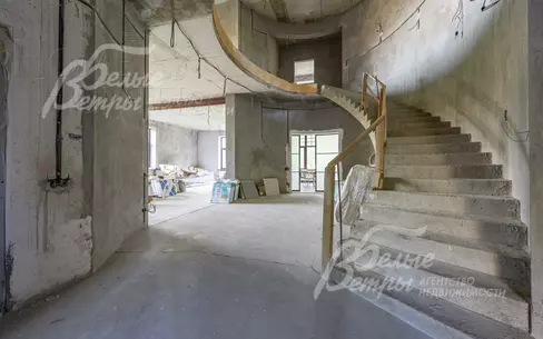3-этажный коттедж 1 830 м² без отделки