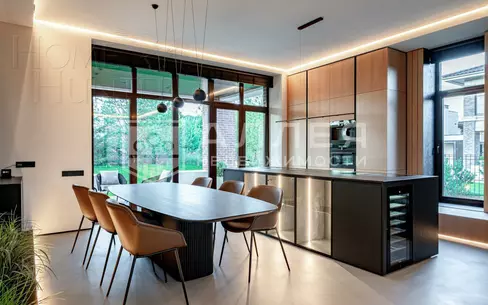 2-этажный коттедж 480 м² с отделкой