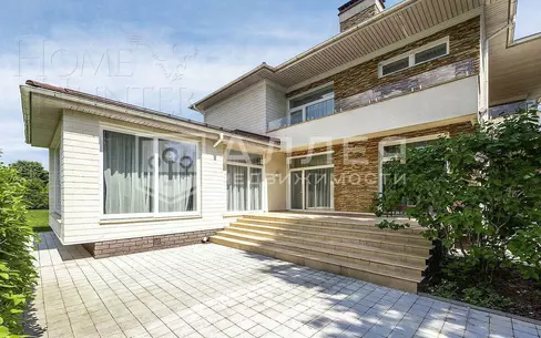 2-этажный коттедж 900 м² с отделкой