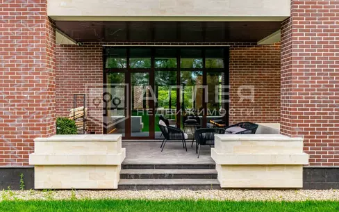 2-этажный коттедж 480 м² с отделкой