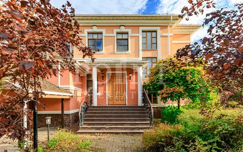 КОТТЕДЖ 500 м² с отделкой