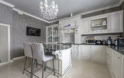3-этажный коттедж 800 м² с отделкой