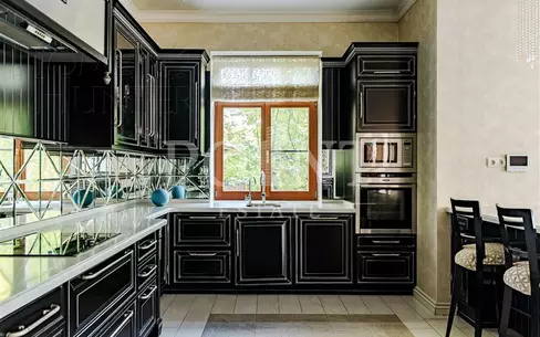 КОТТЕДЖ 500 м² с отделкой