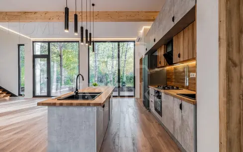 2-этажный коттедж 260 м² с отделкой