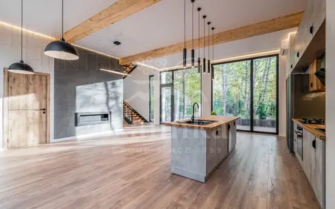 2-этажный коттедж 260 м² с отделкой