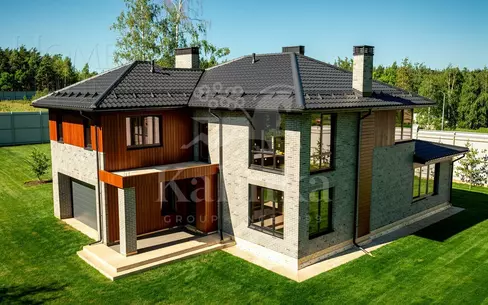 2-этажный коттедж 298.3 м² без отделки