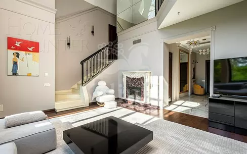 3-этажный коттедж 250 м² с отделкой