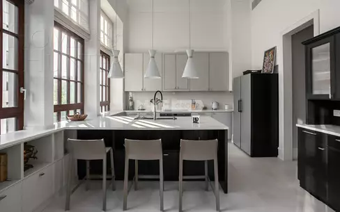 5-КОМН. КВАРТИРА С ОТДЕЛКОЙ 338 М² НА 4 ЭТАЖЕ