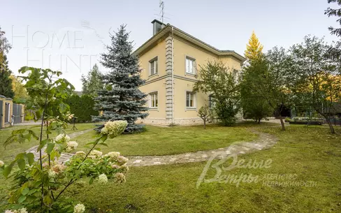 3-этажный коттедж 476 м² с отделкой