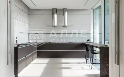 2-этажный коттедж 1 150 м² с отделкой