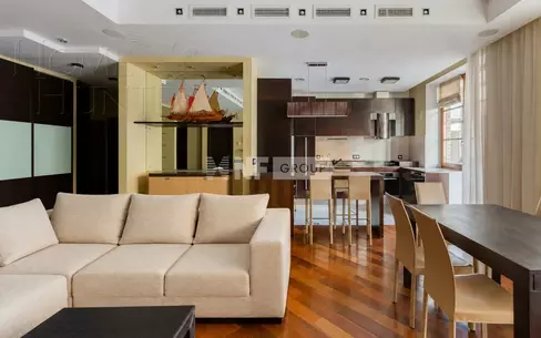 4-КОМН. КВАРТИРА С ОТДЕЛКОЙ 130.7 М² НА 4 ЭТАЖЕ