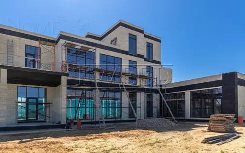 2-этажный коттедж 600 м² без отделки