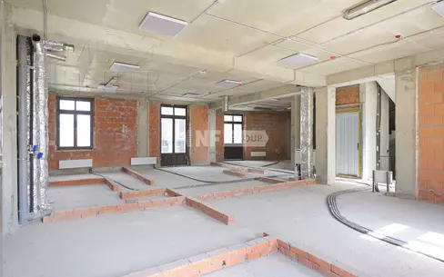 4-УРОВНЕВЫЙ ТАУНХАУС БЕЗ ОТДЕЛКИ 590 М² НА 1 ЭТАЖЕ