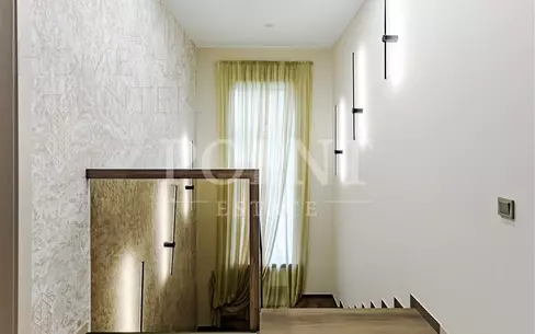 КОТТЕДЖ 241 м² с отделкой