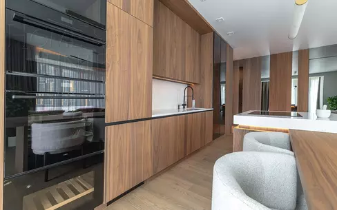 4-КОМН. КВАРТИРА С ОТДЕЛКОЙ 144 М² НА 7 ЭТАЖЕ