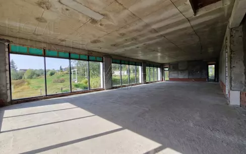 2-этажный коттедж 940 м² без отделки