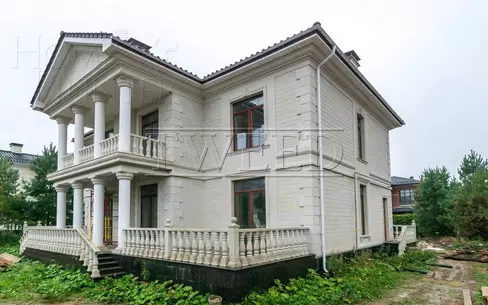 2-этажный коттедж 450 м² без отделки