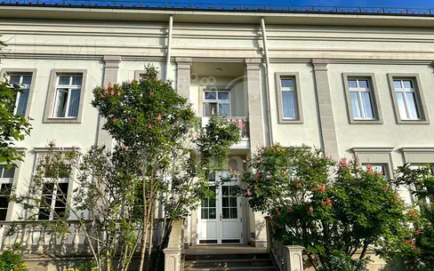 4-этажный коттедж 2 000 м² с отделкой