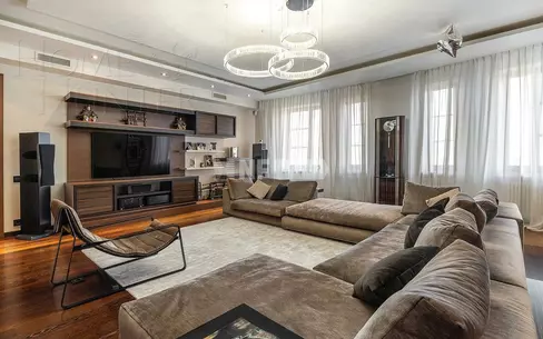 4-КОМН. КВАРТИРА С ОТДЕЛКОЙ 197 М² НА 12 ЭТАЖЕ