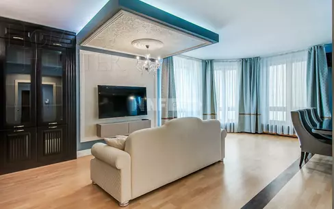3-КОМН. КВАРТИРА С ОТДЕЛКОЙ 135 М² НА 3 ЭТАЖЕ