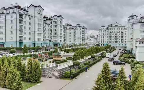 3-УРОВНЕВЫЙ ТАУНХАУС С ОТДЕЛКОЙ 525.2 М² НА 1 ЭТАЖЕ