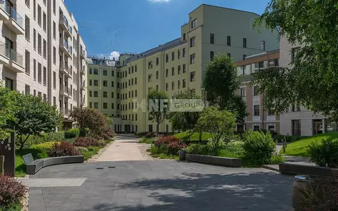 4-комн. кв., 146.3 м², 2/7 этаж