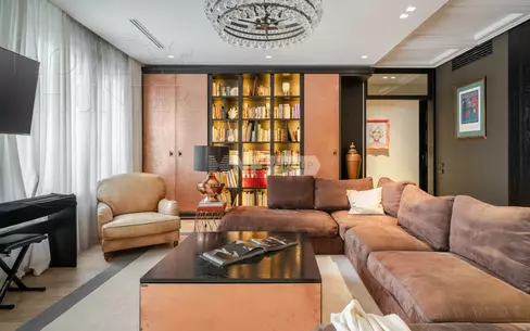 3-КОМН. ПЕНТХАУС С ОТДЕЛКОЙ 210 М² НА 10 ЭТАЖЕ