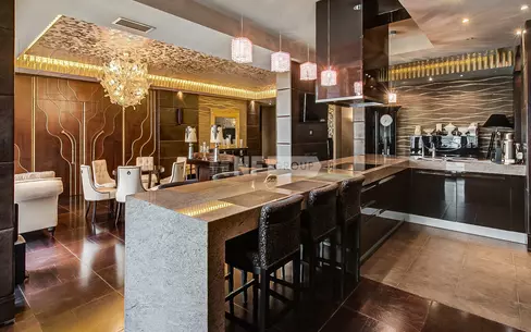 4-КОМН. КВАРТИРА С ОТДЕЛКОЙ 245 М² НА 2 ЭТАЖЕ