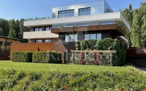 4-этажный коттедж 1 050 м² с отделкой