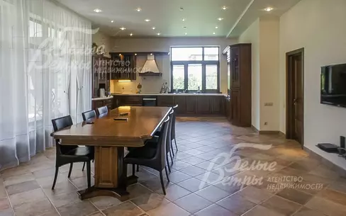 2-этажный коттедж 442 м² с отделкой