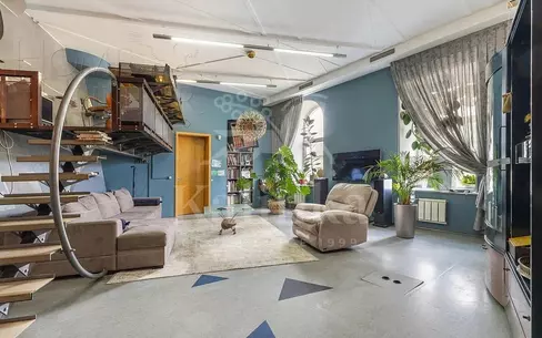 6-КОМН. КВАРТИРА С ОТДЕЛКОЙ 219.3 М² НА 2 ЭТАЖЕ