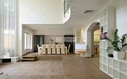 3-УРОВНЕВЫЙ ТАУНХАУС С ОТДЕЛКОЙ 525.2 М² НА 1 ЭТАЖЕ