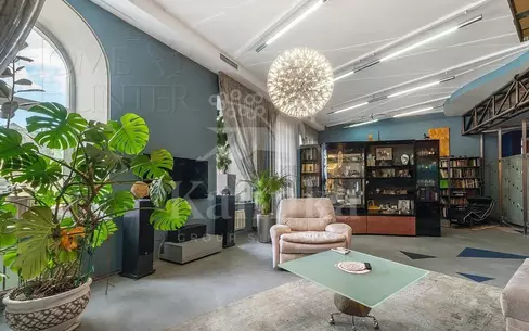 6-КОМН. КВАРТИРА С ОТДЕЛКОЙ 219.3 М² НА 2 ЭТАЖЕ