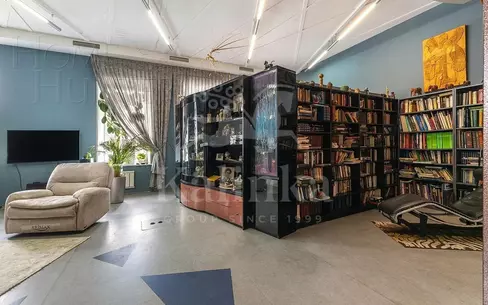 6-КОМН. КВАРТИРА С ОТДЕЛКОЙ 219.3 М² НА 2 ЭТАЖЕ