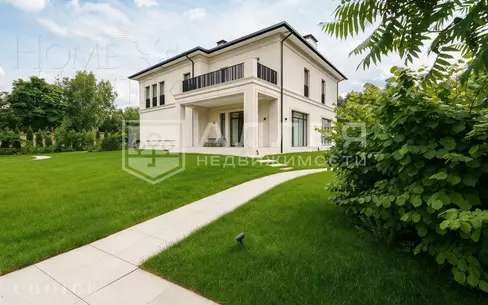 2-этажный коттедж 500 м² с отделкой