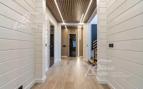 2-этажный коттедж 290 м² с отделкой