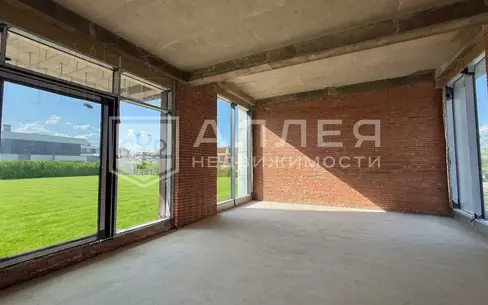 2-этажный коттедж 595 м² без отделки