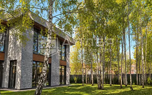 2-этажный коттедж 490 м² без отделки