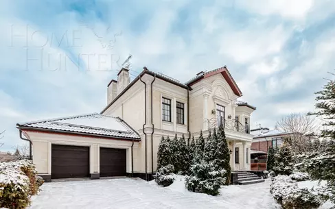 2-этажный коттедж 373 м² с отделкой