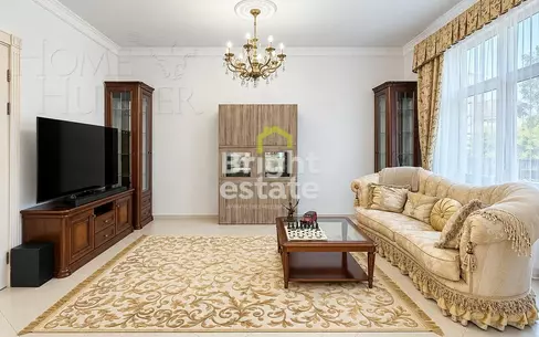3-этажный таунхаус 270 м² с отделкой