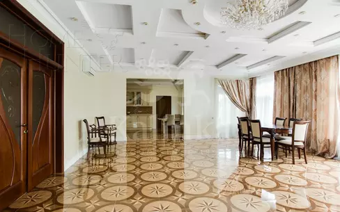 2-этажный коттедж 420 м² с отделкой