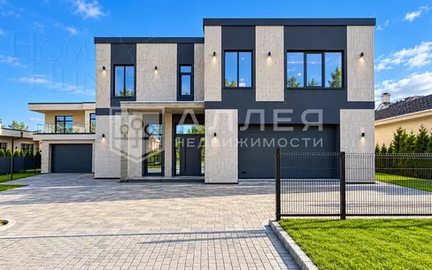 2-этажный коттедж 460 м² без отделки