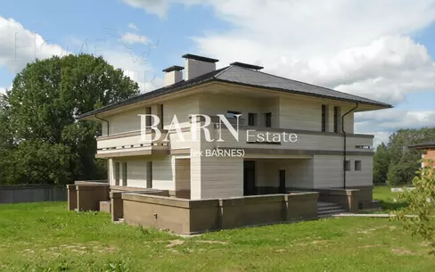 2-этажный коттедж 1 028.6 м² без отделки
