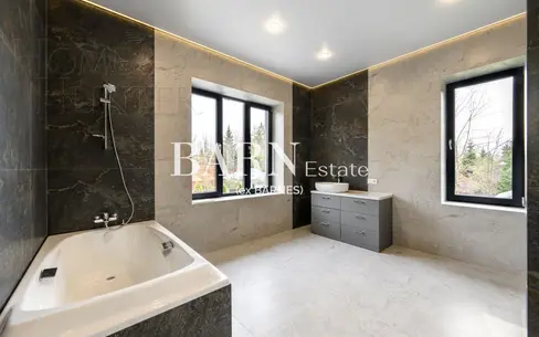 2-этажный коттедж 230 м² с отделкой