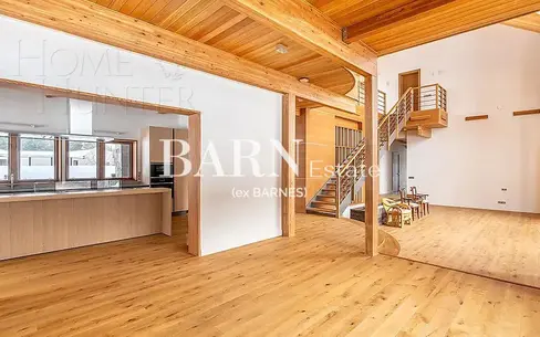 3-этажный коттедж 600 м² с отделкой