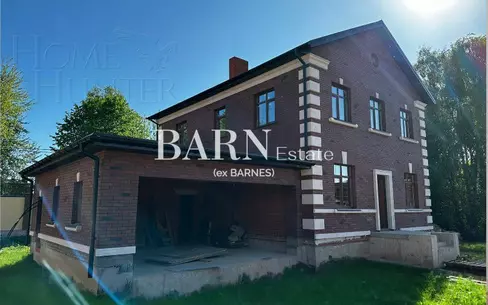 3-этажный коттедж 350 м² без отделки